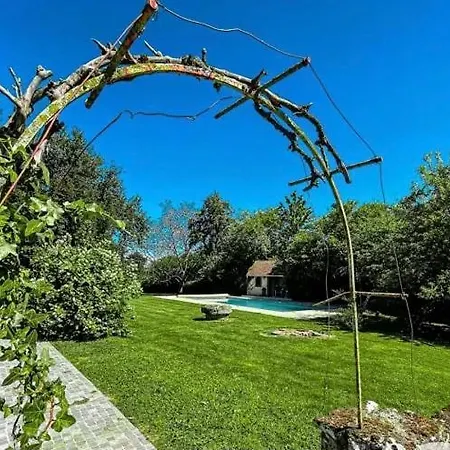 Avec Piscine, Tennis En Champagne Proche épernay&paris * Les Essarts-les-Sezanne