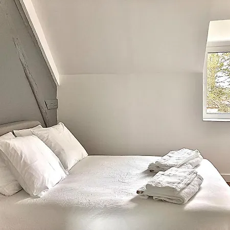 Villa Avec Piscine, Tennis En Champagne Proche épernay&paris
