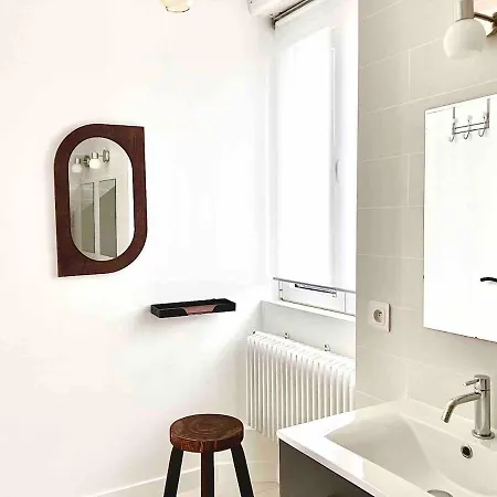 Villa Avec Piscine, Tennis En Champagne Proche épernay&paris Les Essarts-les-Sezanne