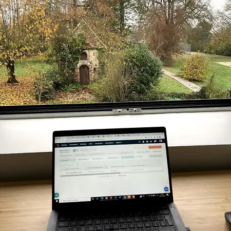 Villa Avec Piscine, Tennis En Champagne Proche épernay&paris Les Essarts-les-Sezanne